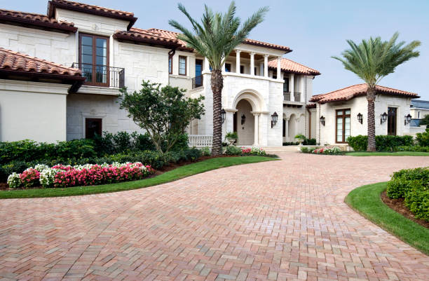  Cheboygan, MI Driveway Pavers Pros